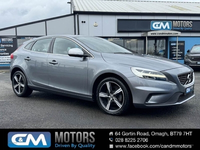 2016 - Volvo V40 Manual