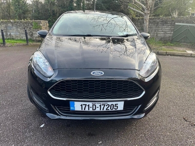 2017 - Ford Fiesta Manual