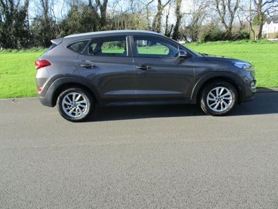 2017 - Hyundai Tucson Manual