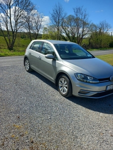 2017 - Volkswagen Golf Manual