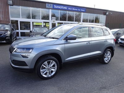 2020 - Skoda Karoq Manual