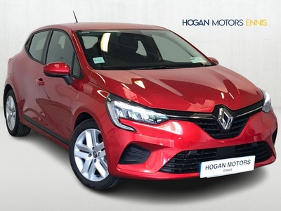 2022 (221) Renault Clio