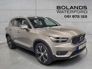 2021 (211) Volvo XC40