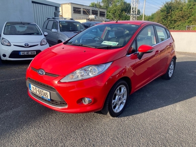 2011 - Ford Fiesta Manual