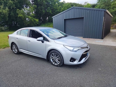 2016 - Toyota Avensis Manual