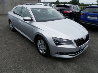 2019 - Skoda Superb Manual