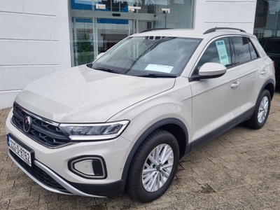 2023 - Volkswagen T-Roc Manual