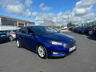 2016 (161) Ford Focus