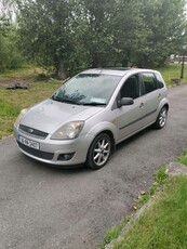 2006 - Ford Fiesta Manual