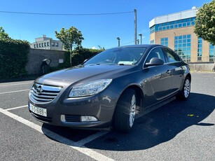 2009 - Opel Insignia Manual