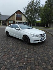 2010 - Mercedes-Benz E-Class Automatic