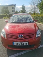 2010 - Toyota Auris Manual