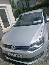 2011 - Volkswagen Polo Manual