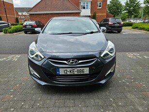 2012 - Hyundai i40 Manual