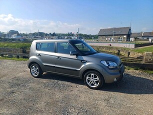 2012 - Kia Soul Manual