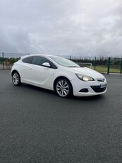 2012 - Opel Astra Manual