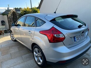 2013 - Ford Focus Manual