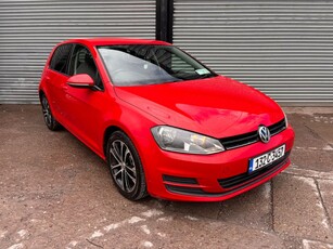 2013 - Volkswagen Golf Manual