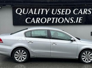 2013 - Volkswagen Passat Manual