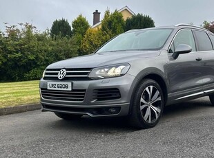 2013 - Volkswagen Touareg Automatic