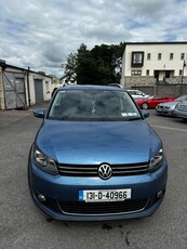 2013 - Volkswagen Touran Automatic