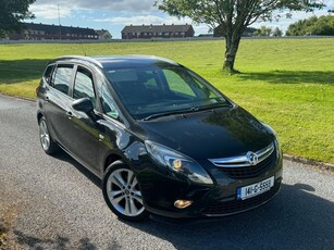 2014 - Vauxhall Zafira ---