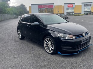 2014 - Volkswagen Golf Manual