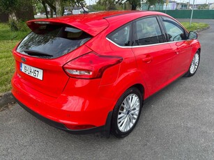 2015 - Ford Focus Manual