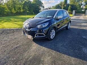 2015 - Renault Captur Manual