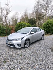 2015 - Toyota Corolla Manual