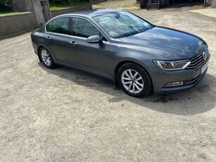 2015 - Volkswagen Passat Manual