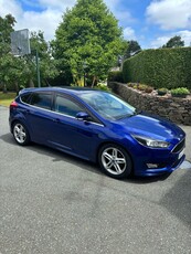 2016 - Ford Focus Manual