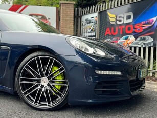 2016 - Porsche Panamera Automatic