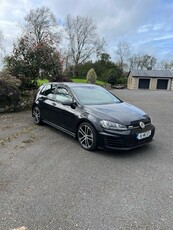 2016 - Volkswagen Golf Manual