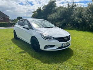 2018 - Opel Astra Manual