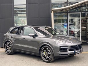 2021 - Porsche Cayenne Automatic