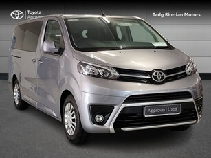 2022 - Toyota ProAce Manual