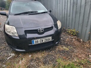 2008 - Toyota Auris ---