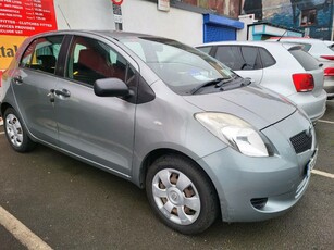 2008 - Toyota Yaris Manual