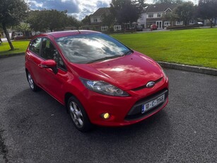 2010 - Ford Fiesta Manual