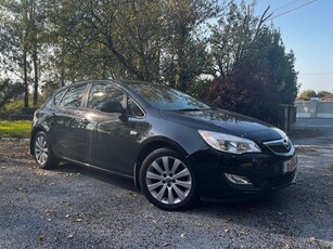 2010 - Opel Astra Manual