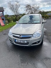 2010 - Opel Astra Manual