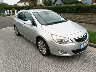 2010 - Opel Astra Manual