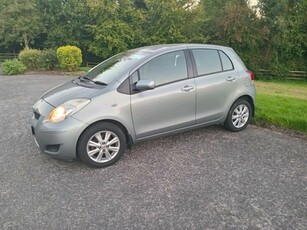 2010 - Toyota Yaris ---