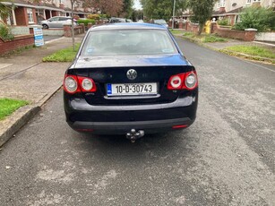 2010 - Volkswagen Jetta Manual