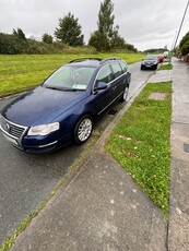 2010 - Volkswagen Passat ---