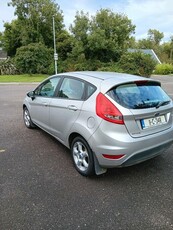 2011 - Ford Fiesta Manual