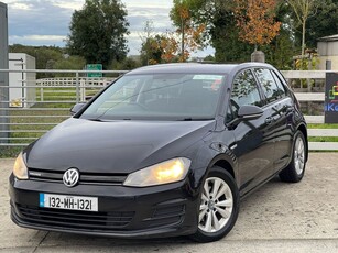 2013 - Volkswagen Golf Manual