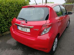 2014 - Toyota Yaris Manual