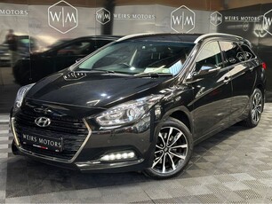 2015 - Hyundai i40 Manual